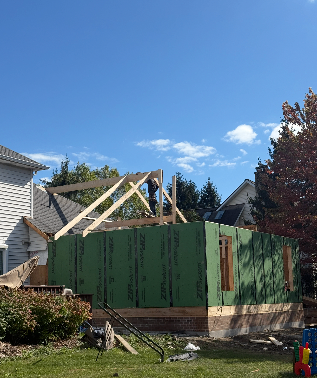 Ward Renovation Solutions addition, Sheathing & roof trusses